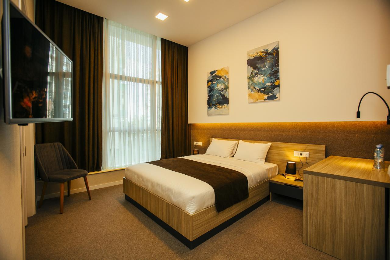 Hotel West Batumi Exterior foto